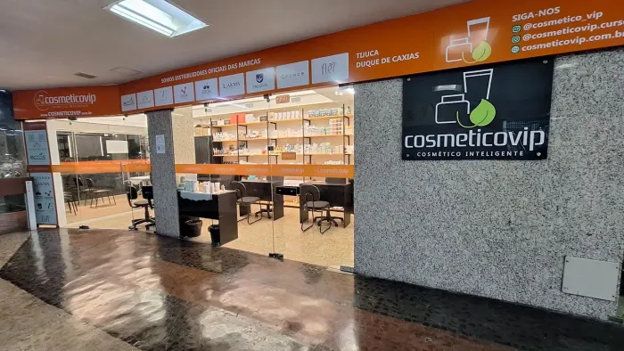 Faça sua oferta Praça Saens Pena Excelente loja de frente c/ garagem reformada, doc ok