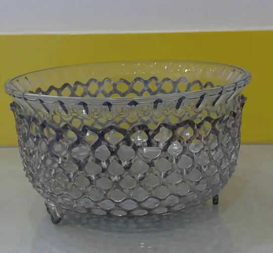 Tigela de Vidro com Suporte de Metal