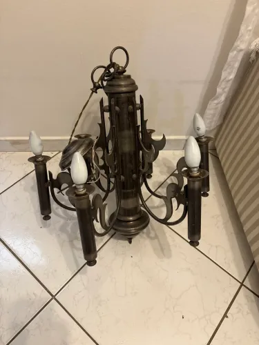 Luz de teto antigo 