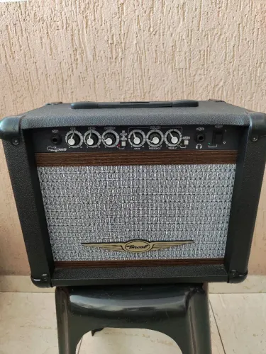 Caixa amplificada para Guitarra Oneal