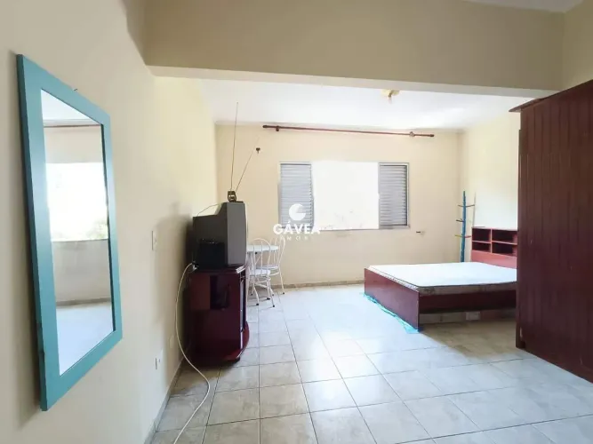 Apartamento para aluguel no Centro em São Vicente.