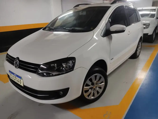 Volkswagen Spacefox 1.6/ 1.6 Trend Total Flex 8V 5P 2013