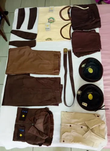 Uniforme de Colégio Militar Completo