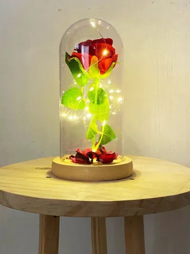 Kit luminária rosa eterna + banquinho rústico para Dia Dos Namorados