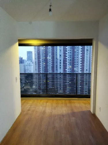 Piso Vinílico em Promoção - Instalação Rápida e Acabamento de Alto Padrão
