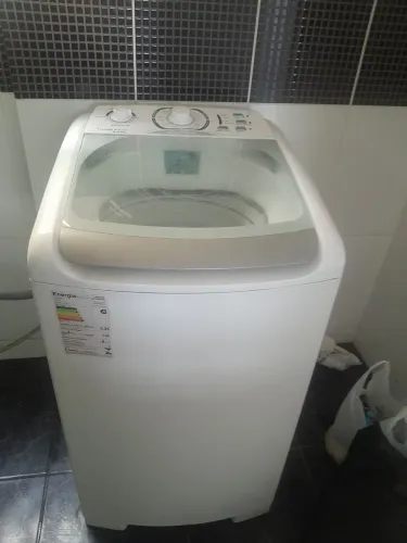 Máquina de Lavar Electrolux Turbo Economia 8Kg