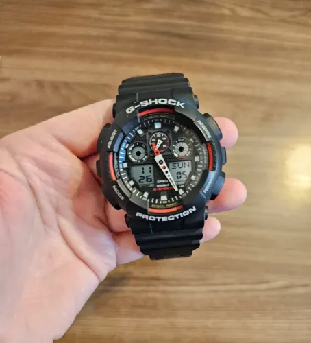 Relógio G-Shock (GA-100)