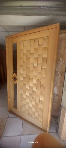Porta de madeira - pivotante qualidade e acabamento insuperável