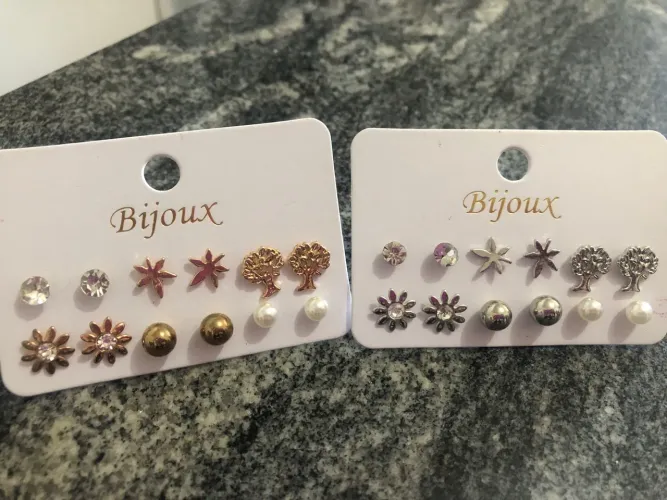 Cartela de brincos