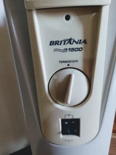 Aquecedor Britânia a óleo - 127V