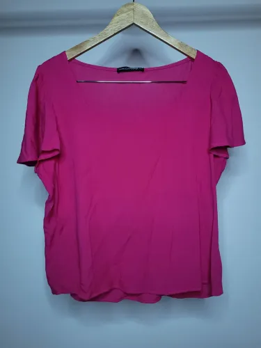 Blusa feminina pink manga curta - Tamanho GG