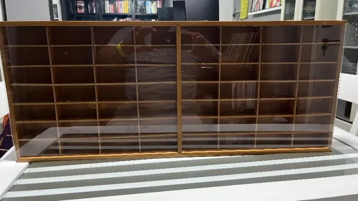 Nicho expositor para carrinhos em miniatura 56 posições
