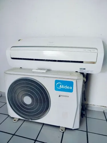Ar 18.000 btus inverter Springer Midea Salas