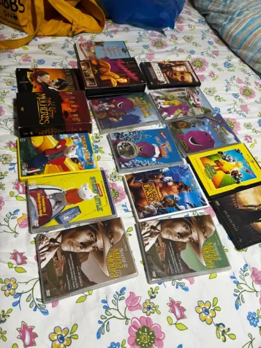 Lote de DVDs/filmes/seriados/Cds - Diversos Títulos