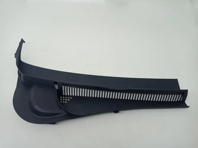 Churrasqueira Direita Volkswagen Polo 2020  Preto