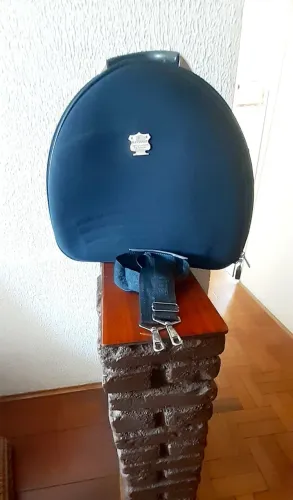 Nécessaire azul da Maryam