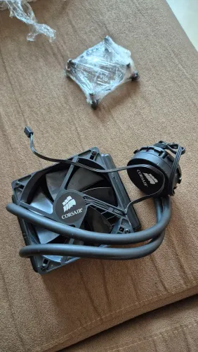 Corsair Water Cooler Hydro Series H55 (Usado)