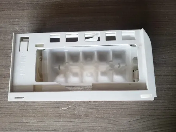 FABRICADOR GELO GELADEIRA 490,00
