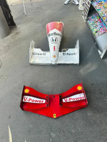 Frente MacLaren e Ferrari Acrílico