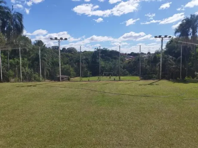 Chácara de 9.700m2 com campo de areia e 3 campos gramados