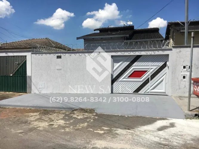 Casa 4 quartos, área gourmet - Setor Moinho dos Ventos