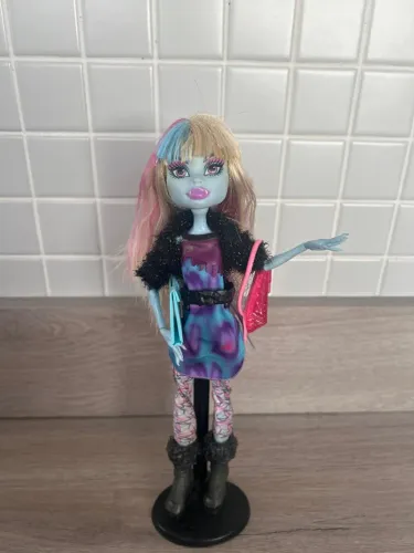 Boneca Monster High - Abbey Bominable