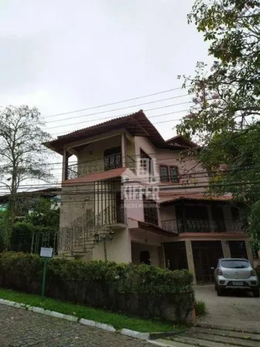 Casa 6 Quartos com Piscina e Sauna em Condomínio Niterói
