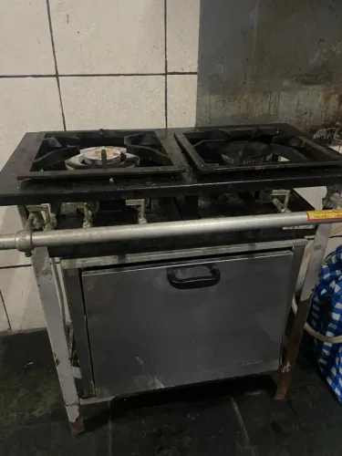 Fogão industrial 2 bocas + forno