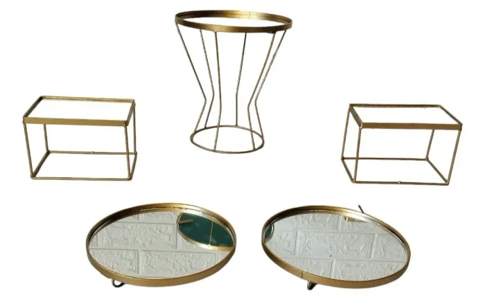 Conjunto de  Bandejas Decorativas Douradas
