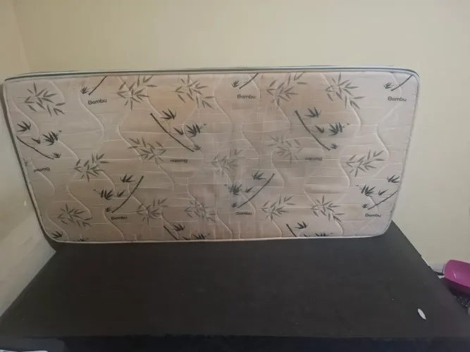 Cama de Solteiro