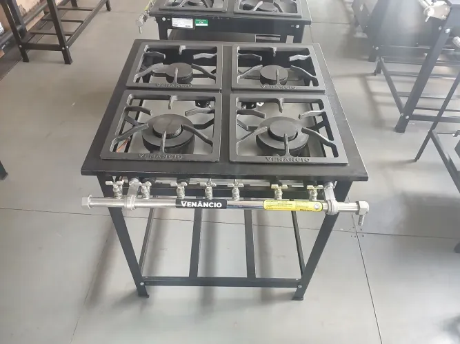 Fogão Industrial 4 Bocas Venâncio 30x30