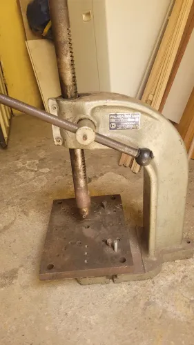 Prensa 2,5T Cremalheira 