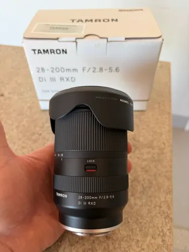 LENTE TAMRON 28-200MM F/2.8-5.6 DI III RXD PARA SONY E