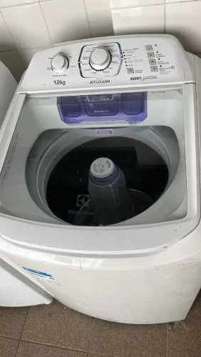 Máquina de lavar roupa Electrolux 12kg