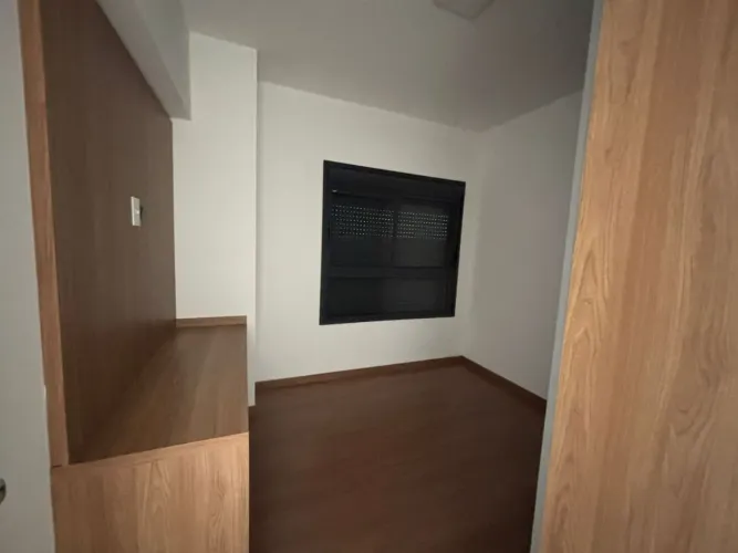 Apartamento de 106 m² com varanda gourmet no Portal da Colina