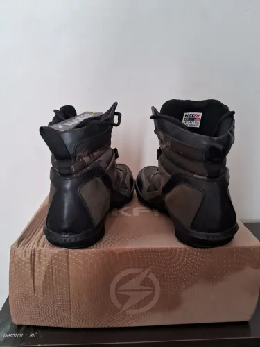 Bota rock ? fit