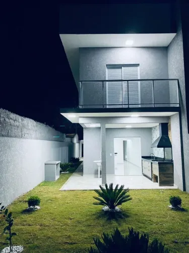 Casa com 3 dormitórios para alugar, 126 m² por R$ 4.390,00/mês - Jardim dos Pinheiros - At