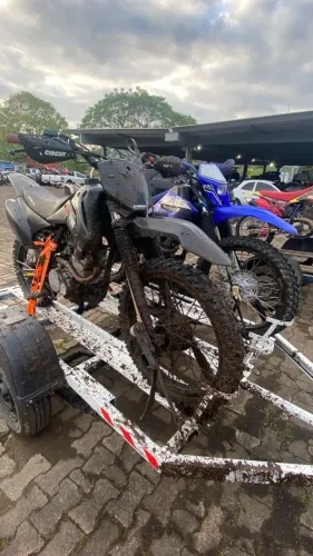 XR 200 de trilha