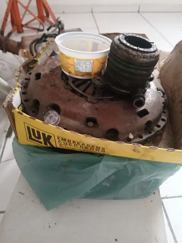 Kit  embreagem,  com volante  biomassa 