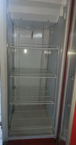 Expositora metalfrio 497litros 220v