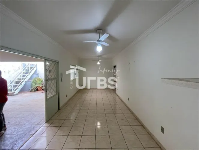 Casa com 289m² 4 quartos à venda no Saraiva