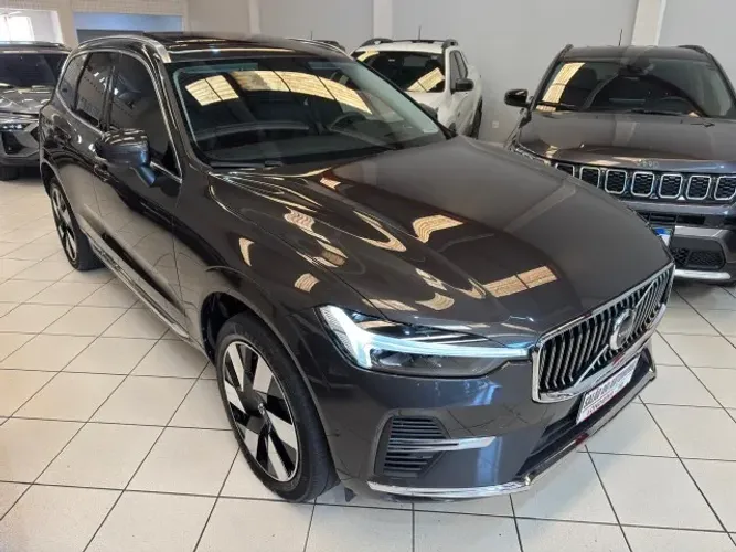 Volvo XC-60 T-8 Ultimate 2.0 AWD (híbrido) 2024