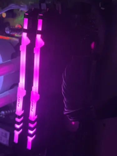 Vendo memória ram 16gb RGB furry beast