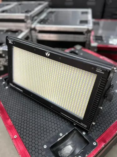 Atomic - Super Strobo led dmx - somente branco