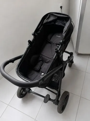 Carrinho de bebê moisés