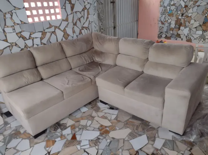 Vendo jogo de sofá em bom estado de conservação valor r$600,00 Seiscentos reais 