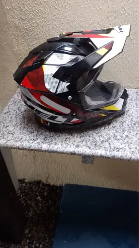 Capacete Helt Cross 