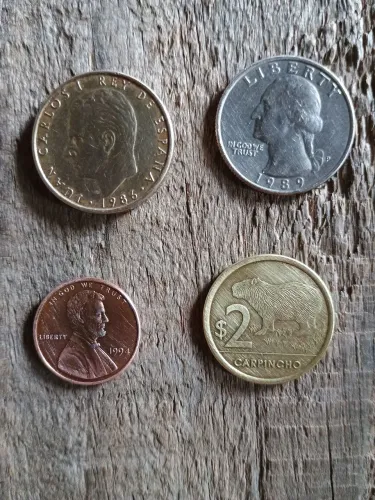 Moedas antigas estrangeiras