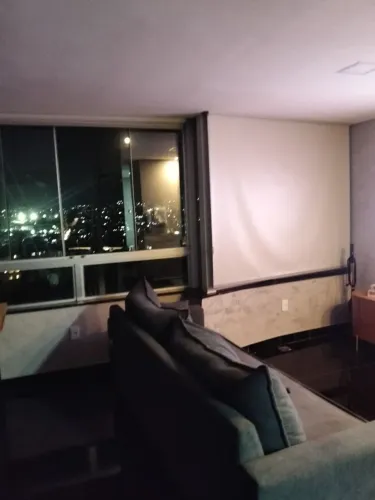 Alugo Flat grande