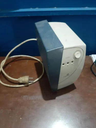 Estabilidade de energia 5 tomadas